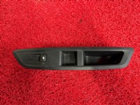 Citroen C4 X Sağ Ön Cam Düğmesi