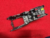 Peugeot 2008 P24E Orta Konsol Alt Ayağı